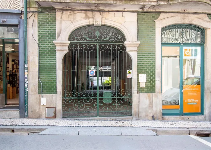 Apartament Bright 1br With Parking In Bolhao By Lovelystay *