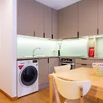 Bright 1br With Parking In Bolhao By Lovelystay Lägenhet Oporto