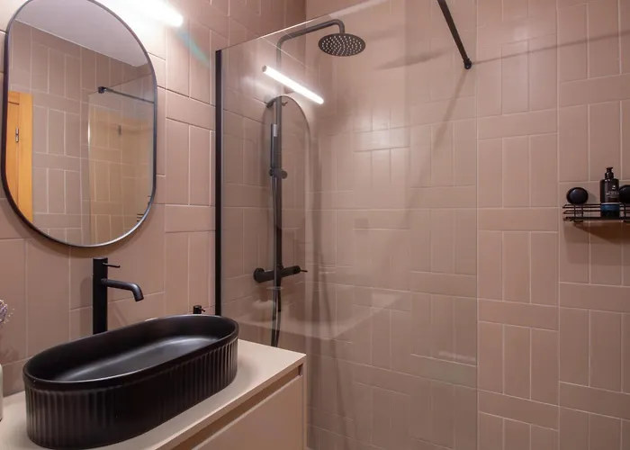 Bright 1br With Parking In Bolhao By Lovelystay Apartman