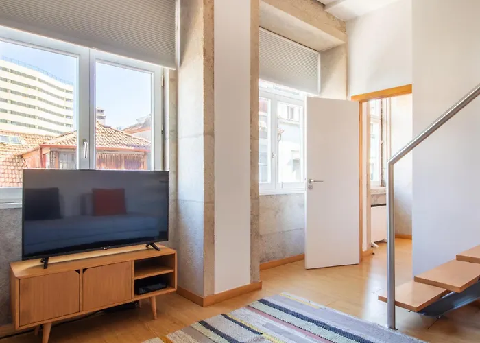 Bright 1br With Parking In Bolhao By Lovelystay شقة